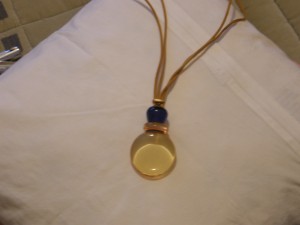 Collier jaune